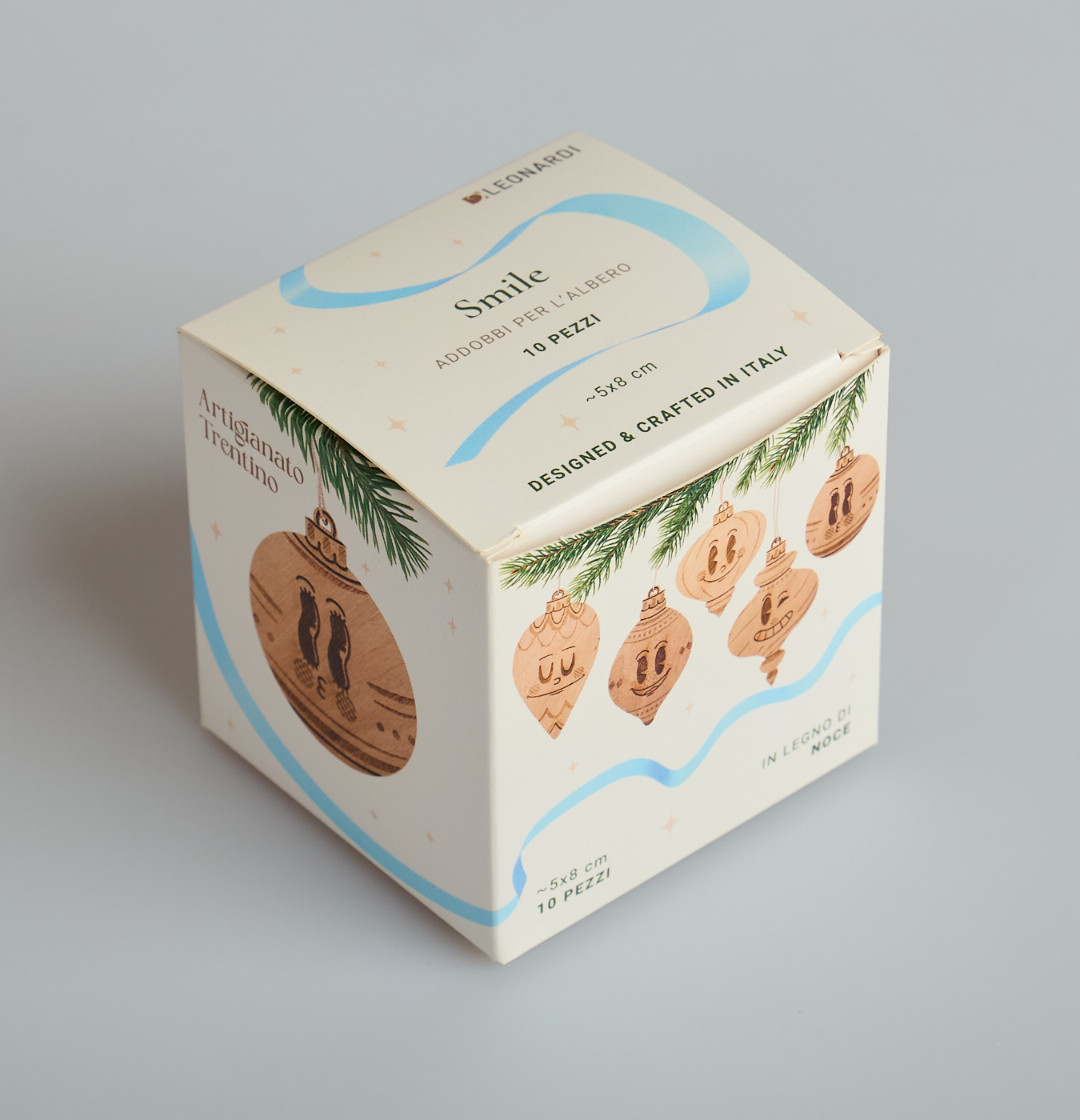 addobbo in legno per l'albero di Natale