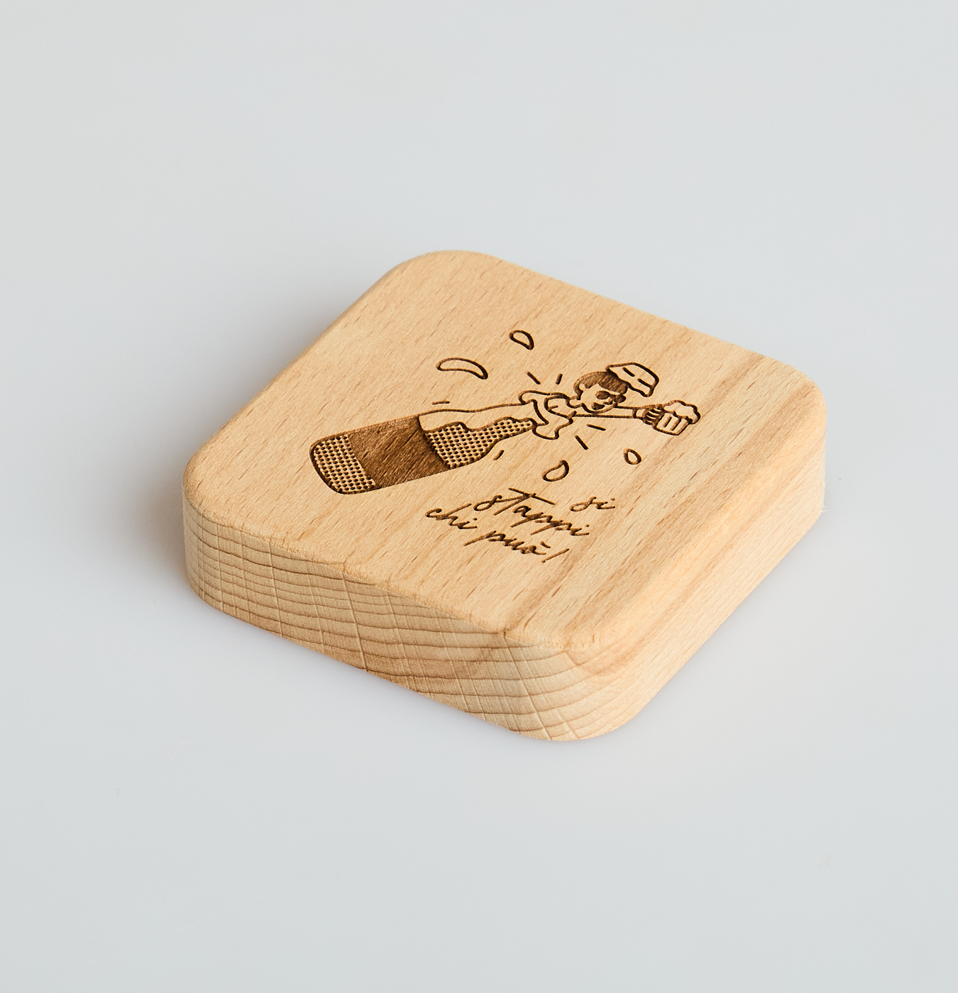 cavatappi in legno con magnete