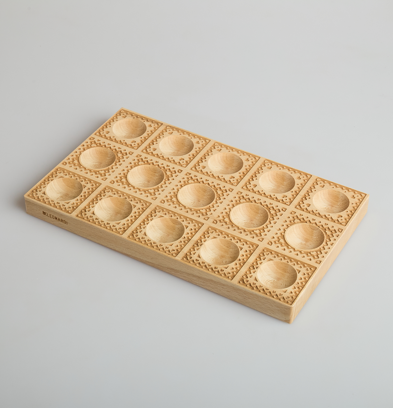 stampo in legno per ravioli cuori